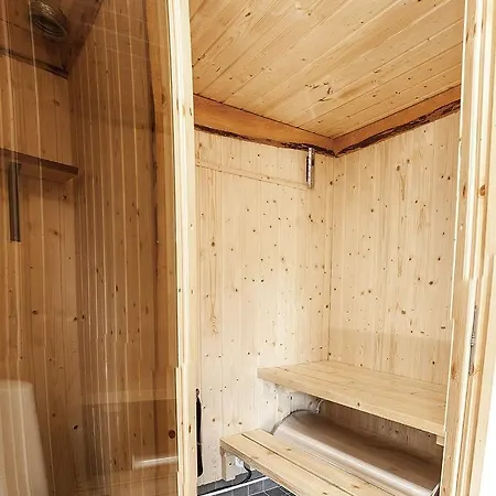 Evon Luonto, Aulangon Rantapiilo Chalet