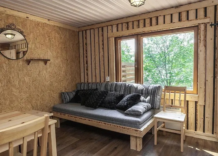 Lomamökit Evon Luonto, Aulangon Rantapiilo Aulanko